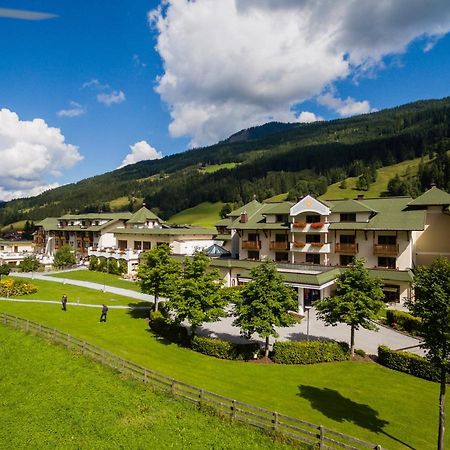Robinson Amade Hotel Клайнарл Екстериор снимка