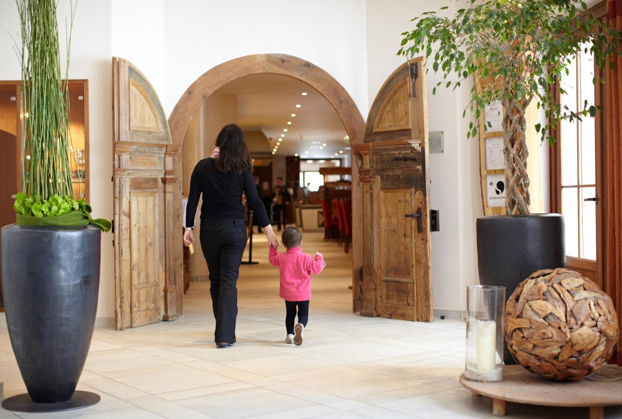 Robinson Amade Hotel Клайнарл Екстериор снимка