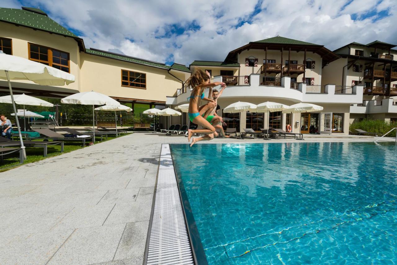 Robinson Amade Hotel Клайнарл Екстериор снимка